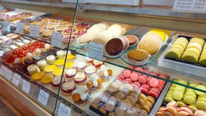 Lire la suite à propos de l’article Les Meilleures Pâtisseries de Paris : Un Tour Gourmand à Ne Pas Manquer